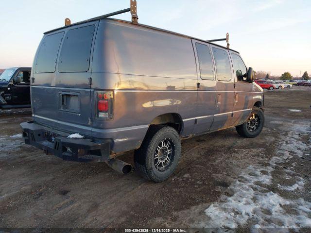 Ford E-250 Commercial Image 5