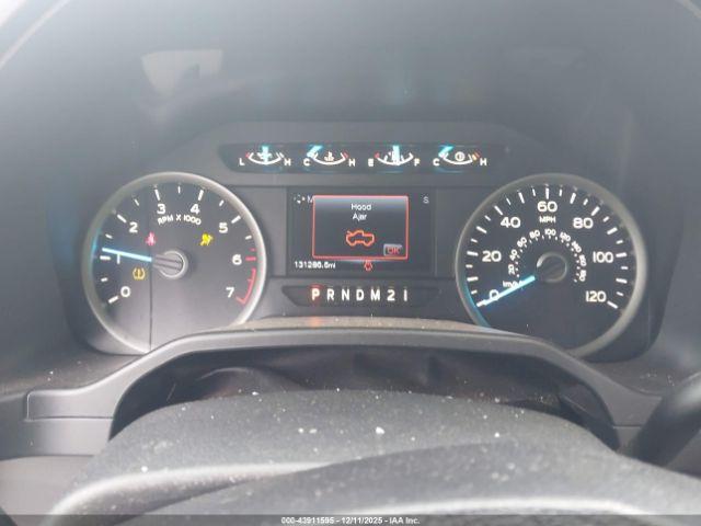 Ford F-150 Xlt Image 4