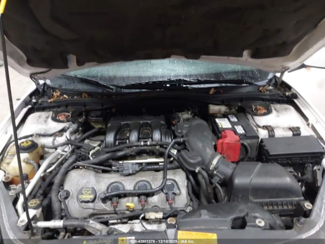 Ford Fusion Sport Image 9