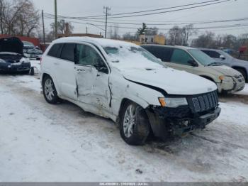  Salvage Jeep Grand Cherokee