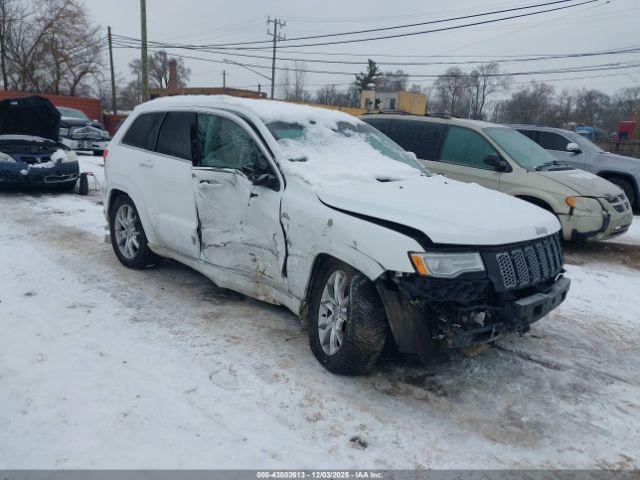  Salvage Jeep Grand Cherokee
