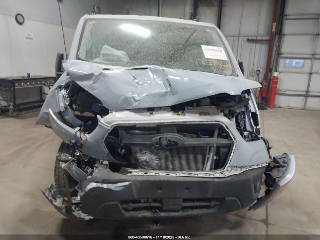 Ford Transit Image 6