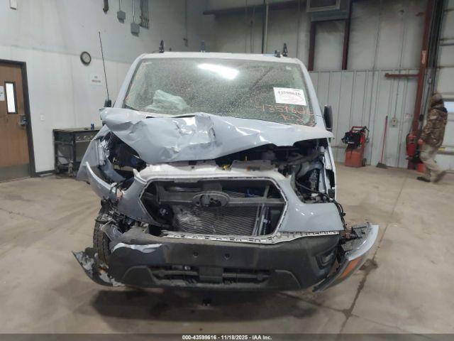 Ford Transit Image 11