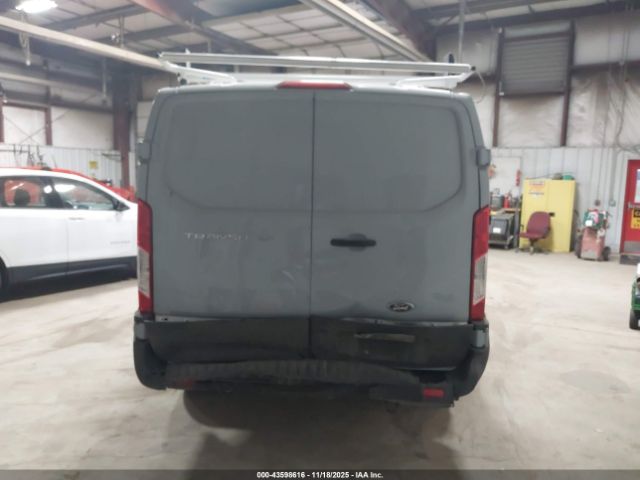 Ford Transit Image 15