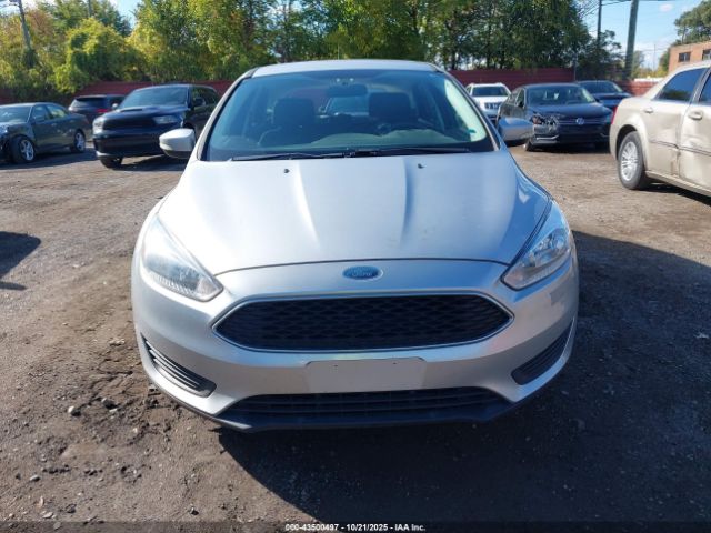 Ford Focus Se Image 15