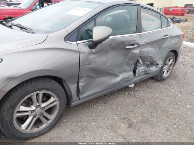 Chevrolet Cruze Lt Auto Image 7