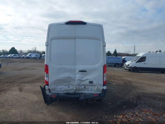 Ford Transit Image 14