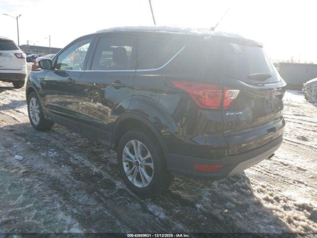 Ford Escape Se Image 3