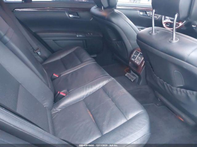 Mercedes-Benz S-Class 4matic Image 9
