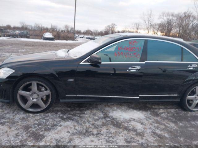 Mercedes-Benz S-Class 4matic Image 12