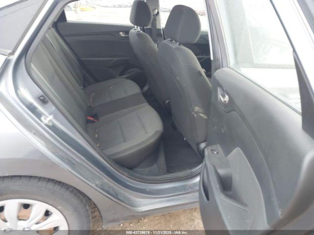 Hyundai ACCENT Se Image 5