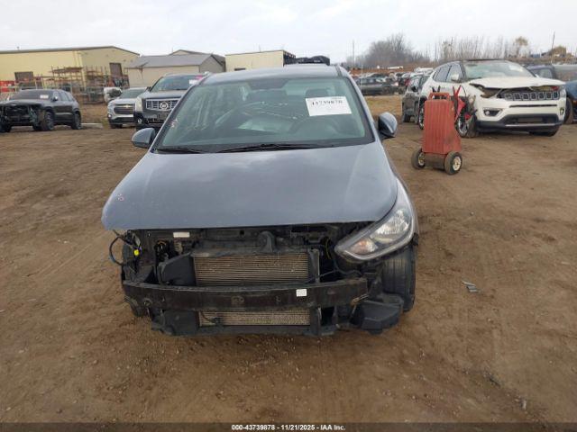 Hyundai ACCENT Se Image 16