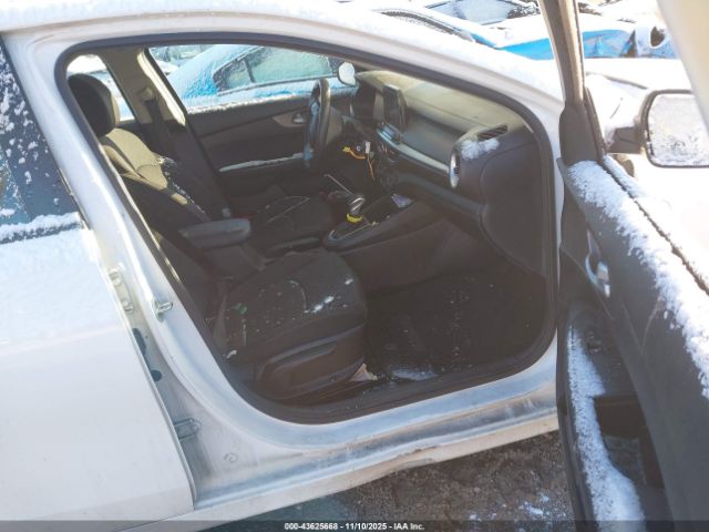 Kia Forte Lxs Image 5