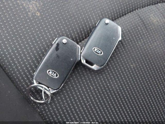 Kia Forte Lxs Image 8