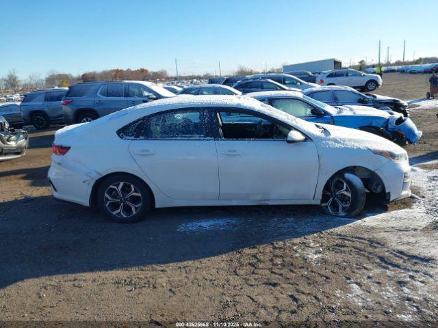 Kia Forte Lxs Image 11