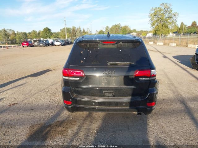 Jeep Grand Cherokee Laredo X 4x4 Image 3