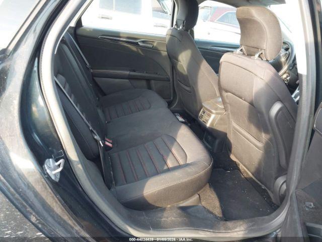 Ford Fusion Se Image 2