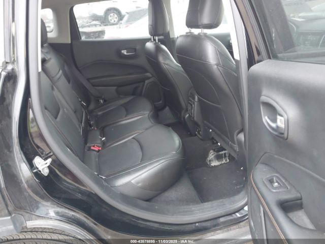 Jeep Compass Limited 4x4 Image 15