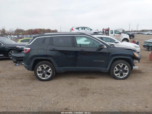 Jeep Compass Limited 4x4 Image 9