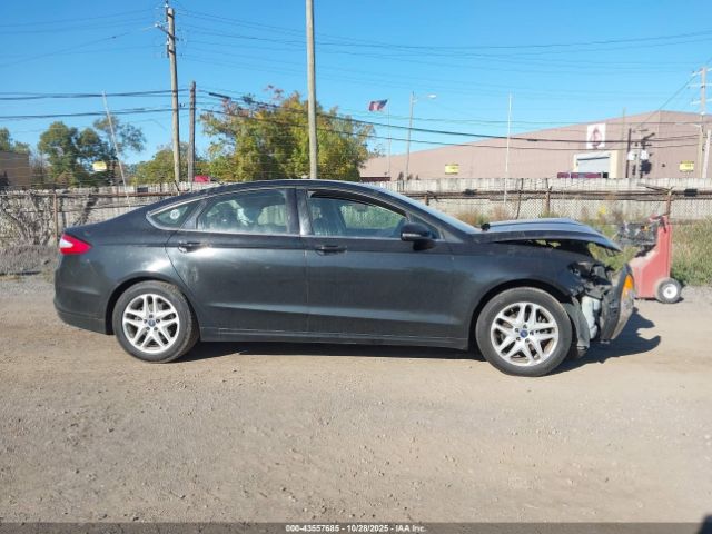 Ford Fusion Se Image 12