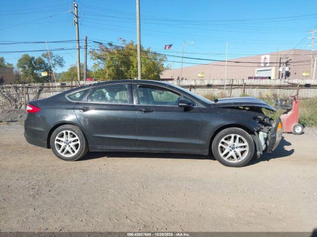 Ford Fusion Se Image 12