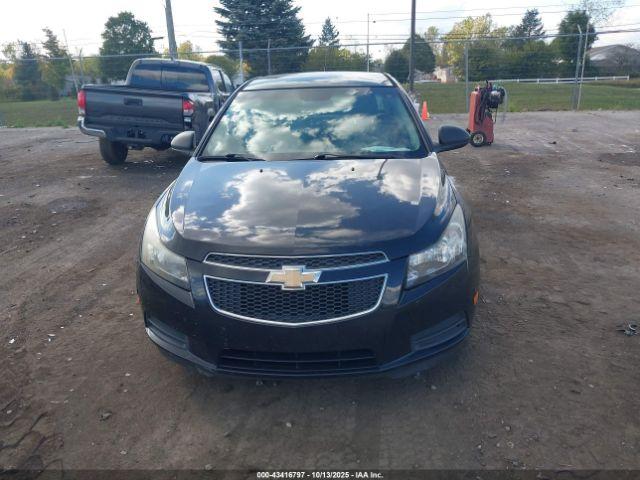 Chevrolet Cruze Ls Image 14