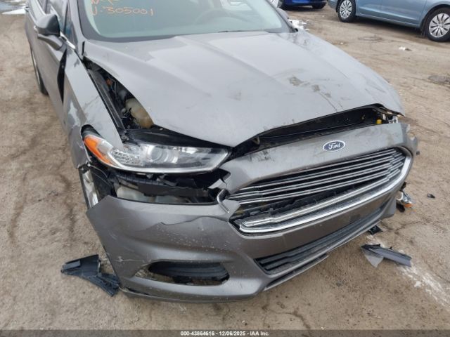 Ford Fusion Se Image 4