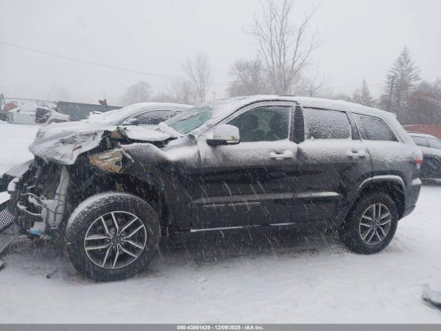 Jeep Grand Cherokee Limited 4x4 Image 14