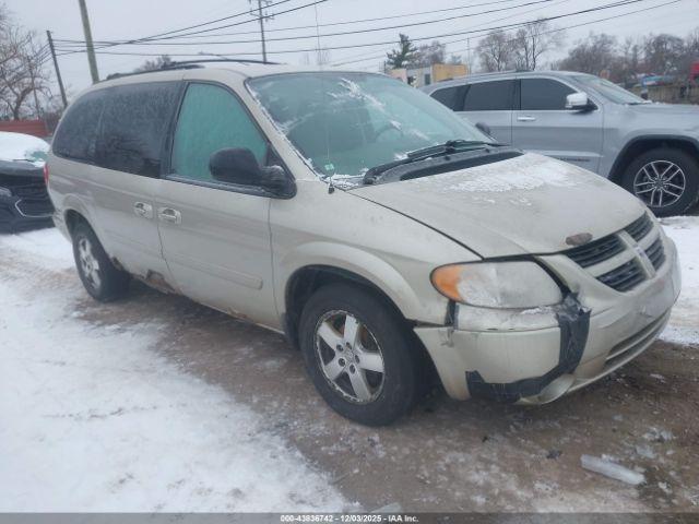  Salvage Dodge Grand Caravan
