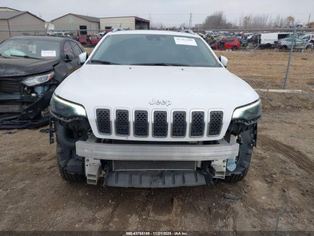 Jeep Cherokee Limited 4x4 Image 13