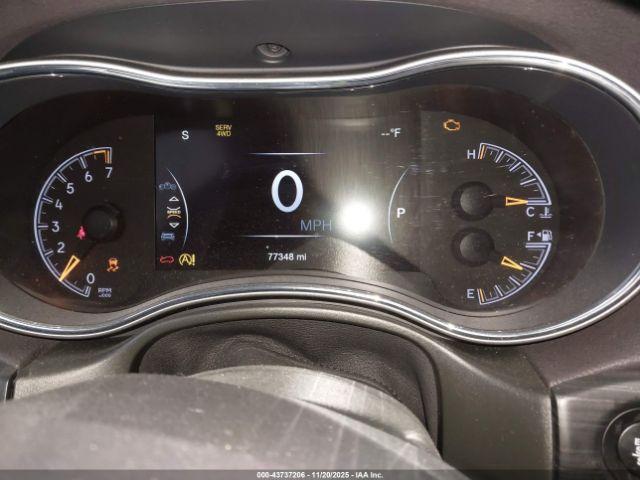 Jeep Grand Cherokee Limited 4x4 Image 14