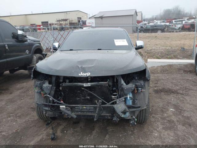 Jeep Grand Cherokee Limited 4x4 Image 9