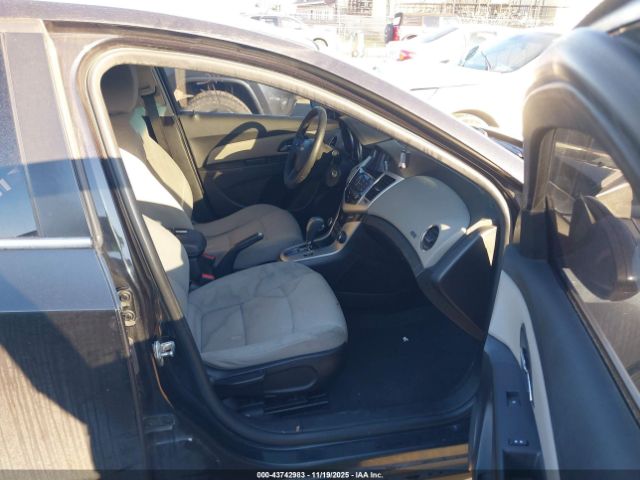 Chevrolet Cruze 1lt Auto Image 6