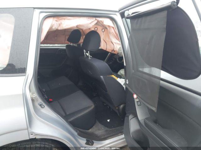 Subaru Forester 2.5i Image 16