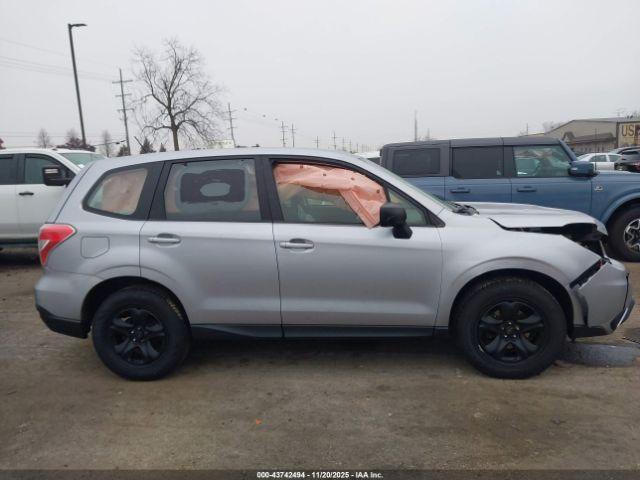 Subaru Forester 2.5i Image 10
