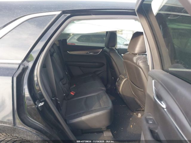 Cadillac XT5 Luxury Image 6