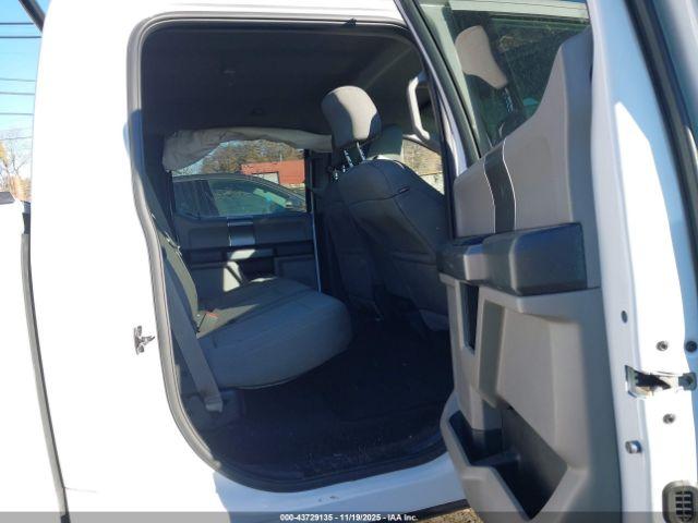 Ford F-150 Xlt Image 11