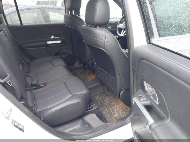 Mercedes-Benz GLB 4matic Image 2