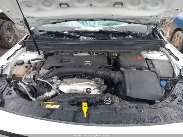 Mercedes-Benz GLB 4matic Image 8