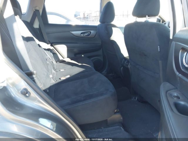 Nissan Rogue S Image 13