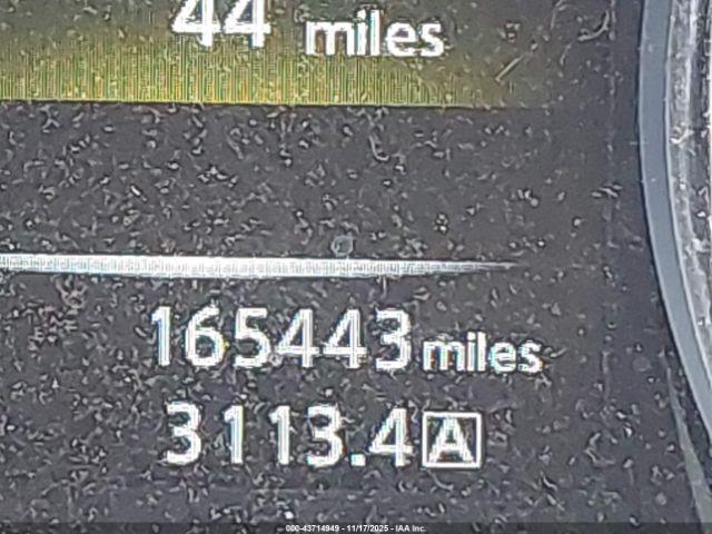 Nissan Rogue S Image 5