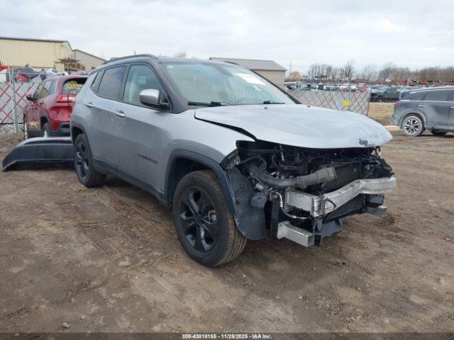  Salvage Jeep Compass