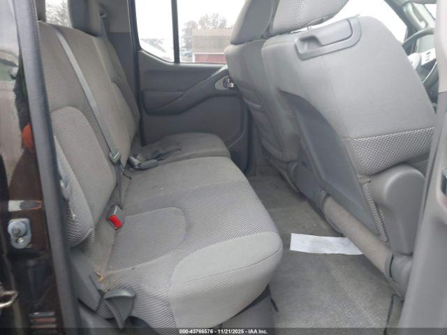 Nissan Frontier Sv Image 16