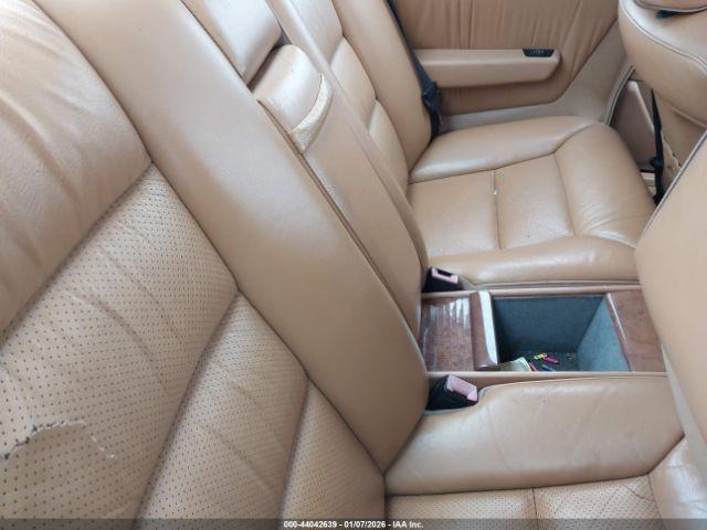 Mercedes-Benz 300 Ce Image 11