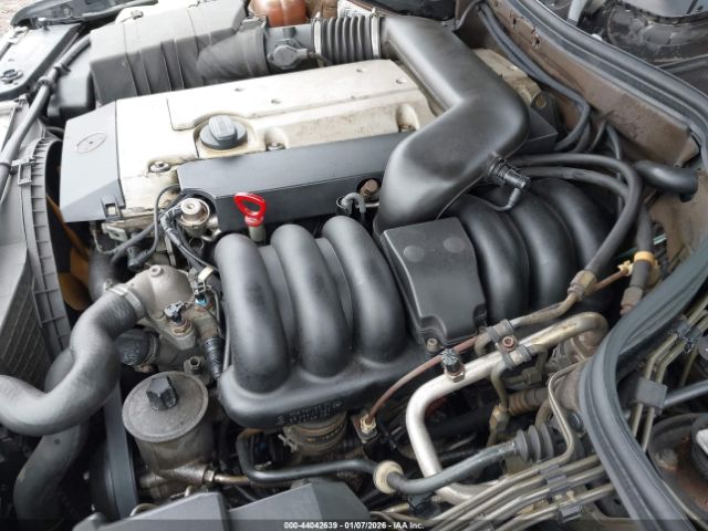 Mercedes-Benz 300 Ce Image 8