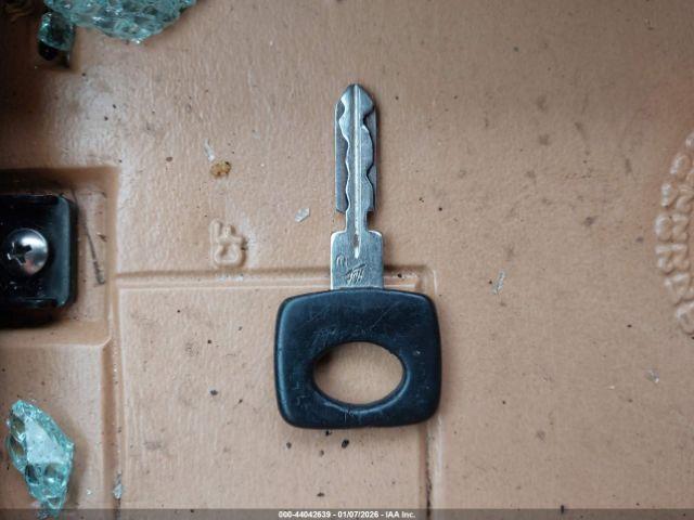 Mercedes-Benz 300 Ce Image 6