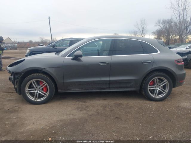 Porsche Macan Turbo Image 13