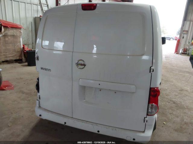 Nissan Nv Sv Image 16