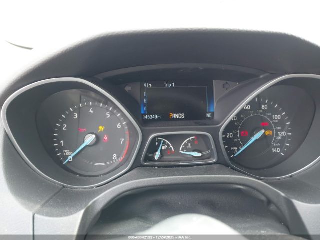 Ford Focus Se Image 6