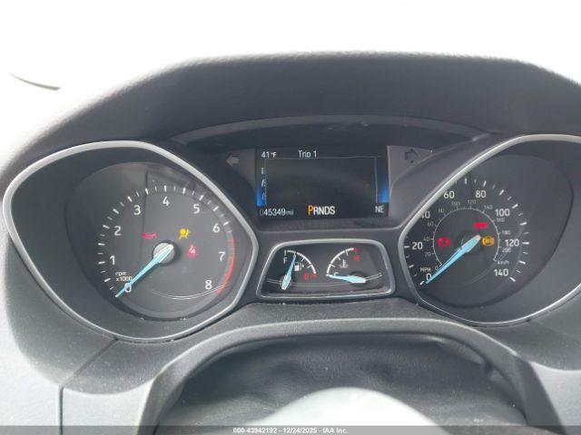 Ford Focus Se Image 6